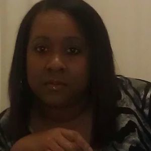 Meet your Posher, Lorie